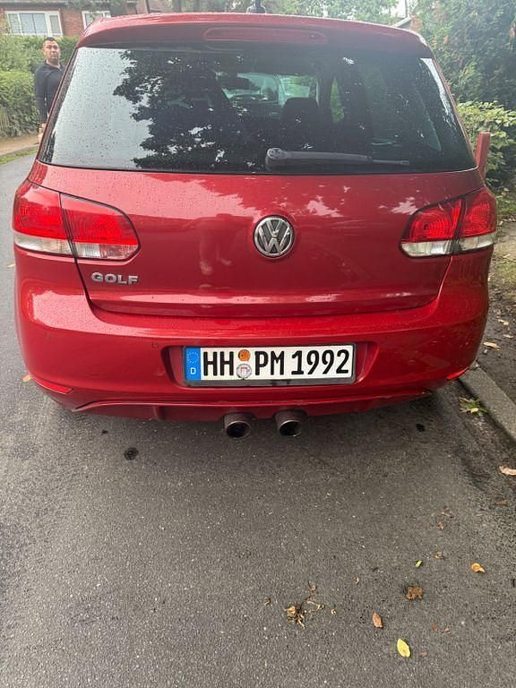 Rot Gebraucht 2009 VW Golf VI Highline Limousine | 3.500 € (Guter Preis) - Bild 1/4