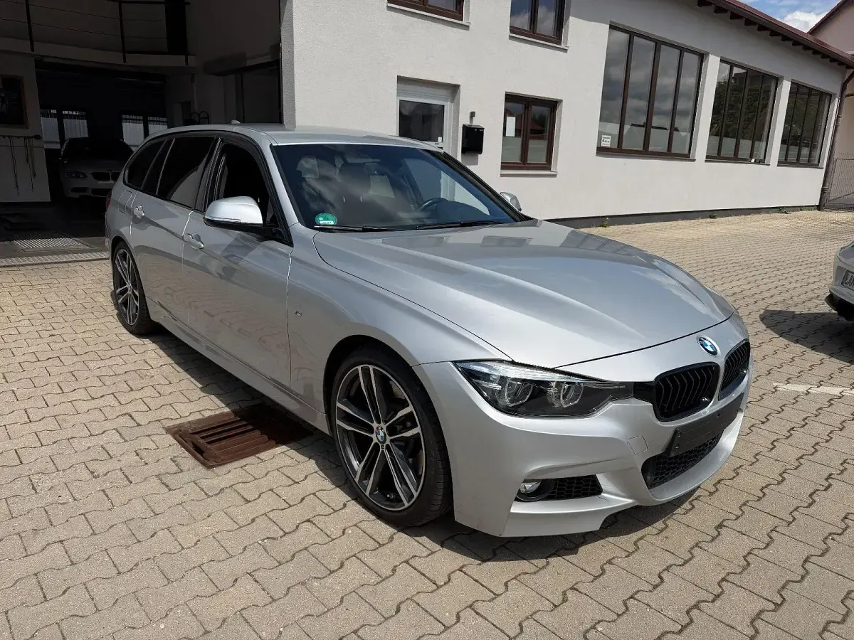 Gebraucht BMW 340 Advantage 326 PS (239 kW) 2018 Silber Kombi