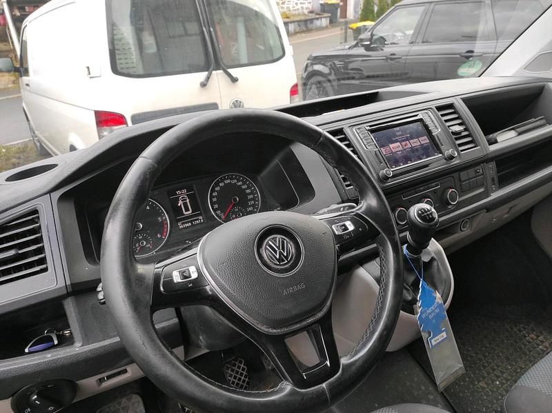 Gebraucht VW Transporter 102 PS (75 kW) 2016 Blau Van