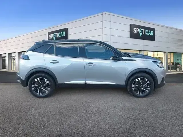 Gebraucht Peugeot e-2008 GTi 100 kW (136 PS) 2021 Artense silber SUV