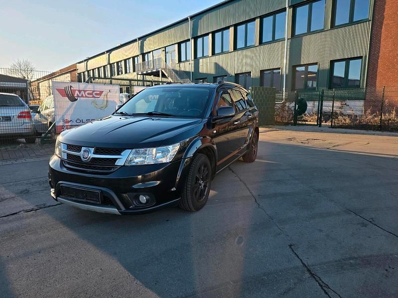 Gebraucht Fiat Freemont 170 PS (125 kW) 2012 Schwarz SUV