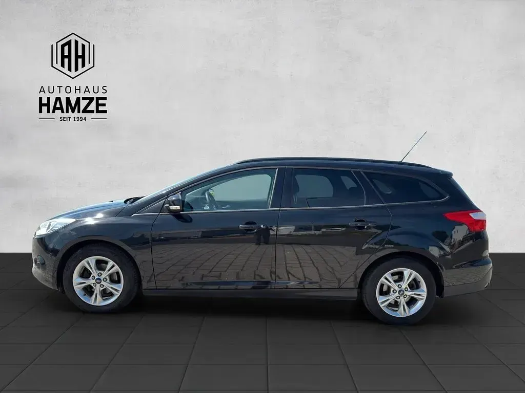 Gebraucht Ford Focus Trend 125 PS (91 kW) 2013 Schwarz Limousine