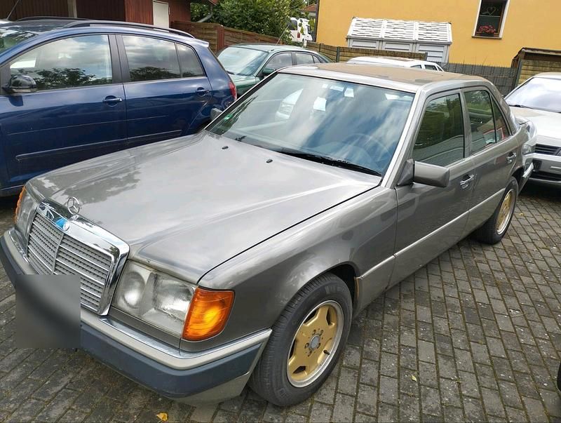 Occasion Mercedes E200 136 ch (100 kW) 2001 Gris Berline