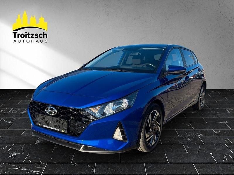 Blau Gebraucht 2022 Hyundai i20 Edition 30 Limousine | 13.400 € (Guter Preis) - Bild 1/4