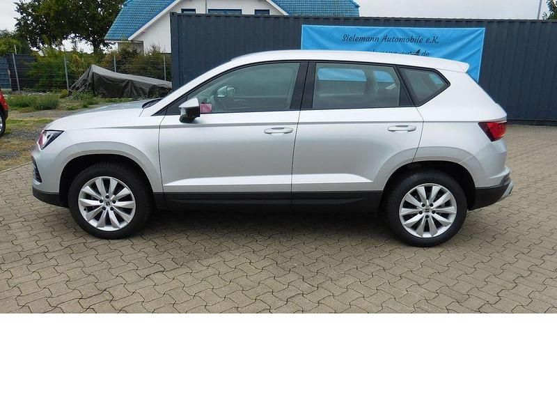 Reflexsilbermet a7wsilber Gebraucht 2024 Seat Ateca Style SUV | 22.990 € (Superpreis) - Bild 1/4