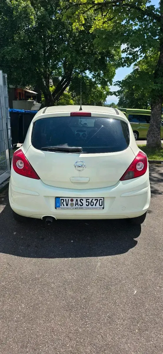 Gebraucht Opel Corsa Satellite 84 PS (61 kW) 2011 Kleinwagen
