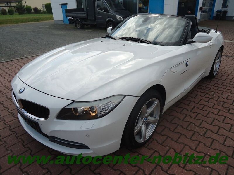 Weiß Gebraucht 2012 BMW Z4 Sport Line Cabrio | 15.999 € (Fairer Preis) - Bild 1/4