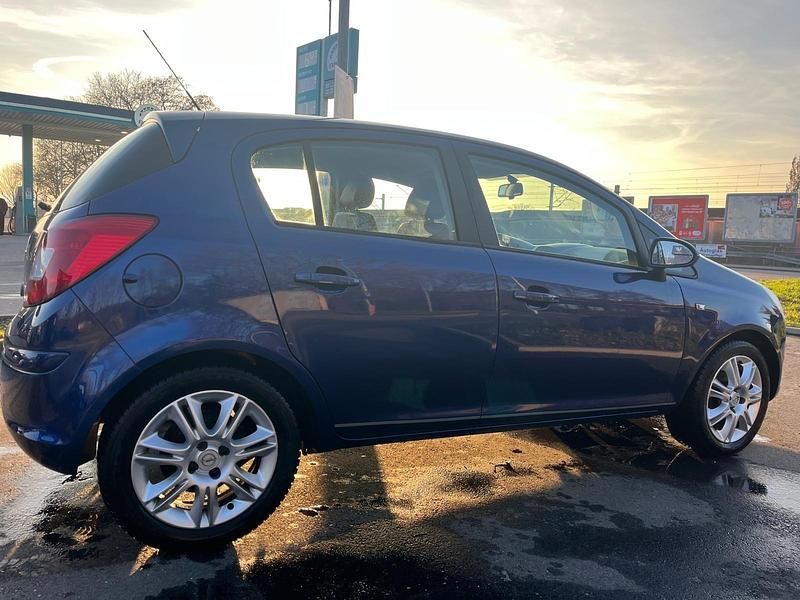 Gebraucht Opel Corsa Innovation 80 PS (58 kW) 2009 Blau Kleinwagen