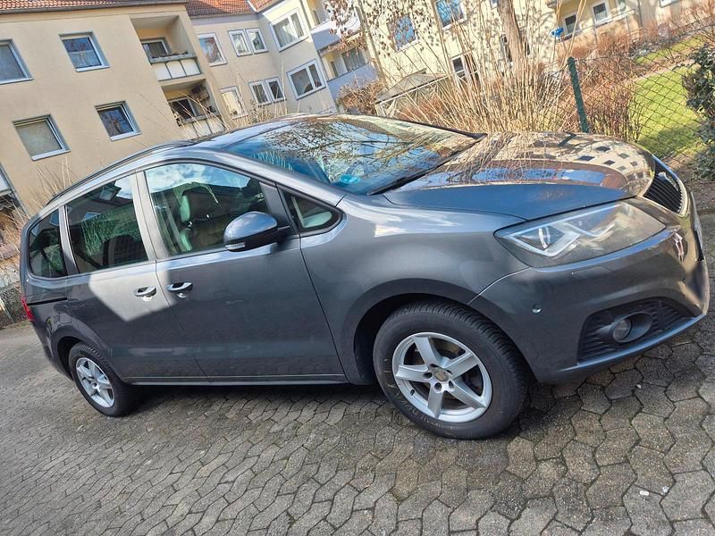 Gebraucht Seat Alhambra 140 PS (102 kW) 2012 Grau Van / Kleinbus