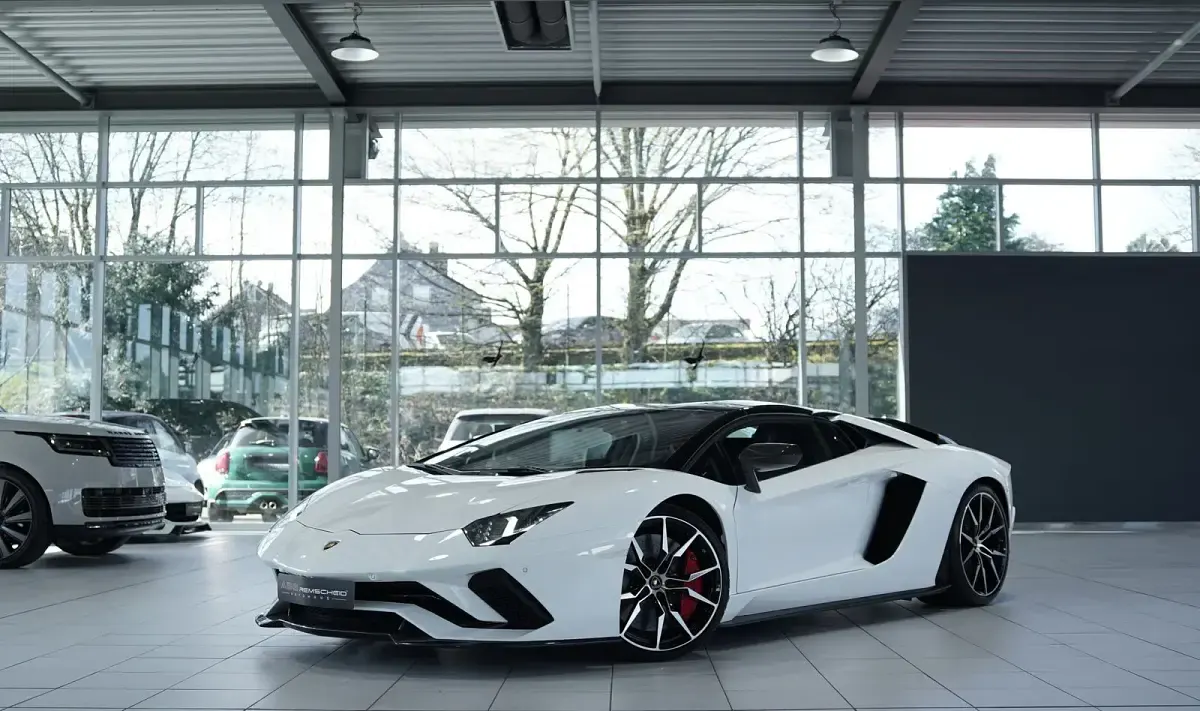 Gebraucht Lamborghini Aventador 742 PS (545 kW) 2019 Weiß Cabrio