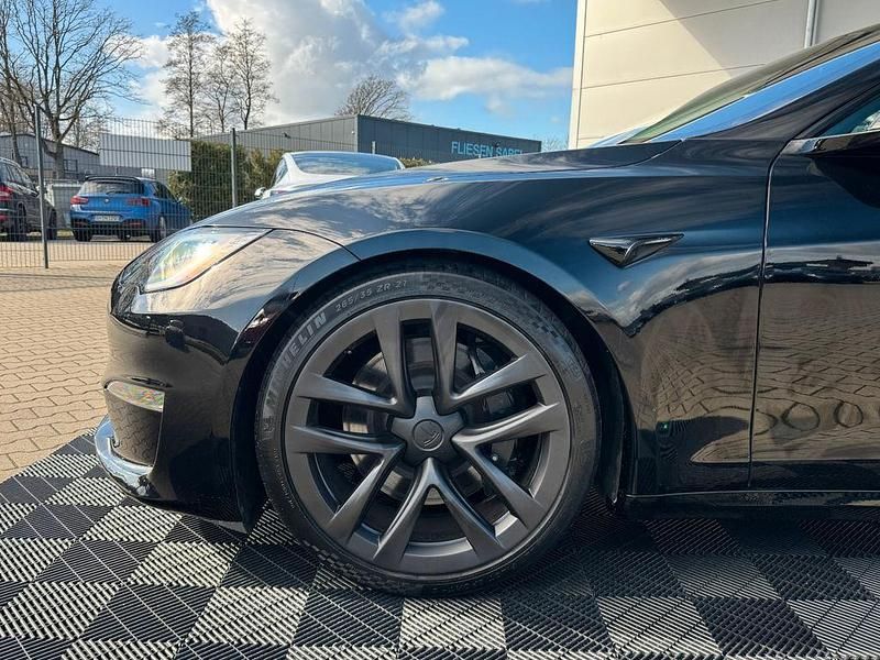 Gebraucht Tesla Model S 492 kW (670 PS) 2023 Schwarz Kleinwagen
