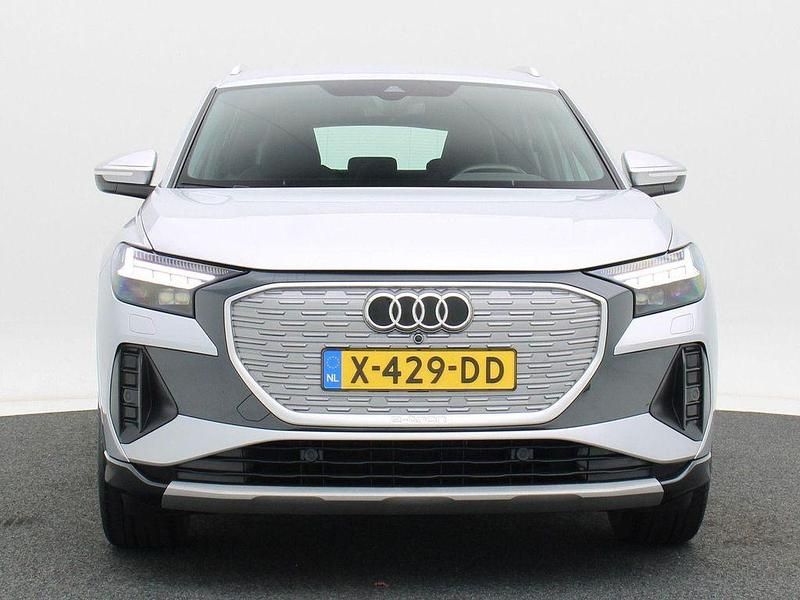 Gebraucht Audi Q4 e-tron Advanced 150 kW (204 PS) 2023 Grau SUV