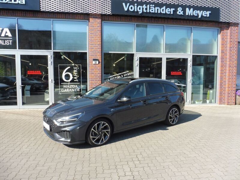 Grau Gebraucht 2024 Hyundai i30 N Line Kombi | 24.484 € (Fairer Preis) - Bild 1/4