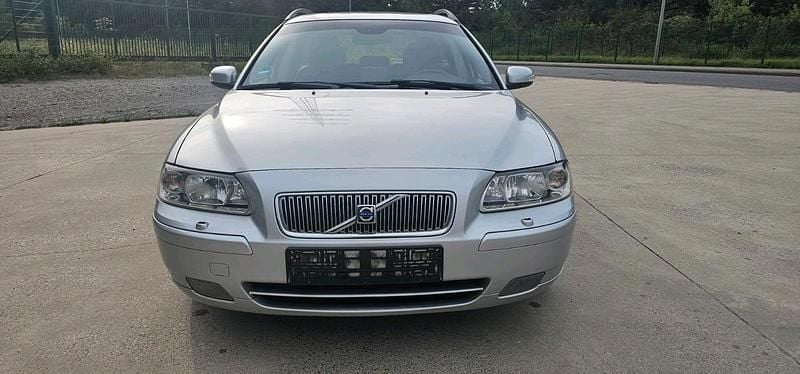 Silber Gebraucht 2008 Volvo V70 Kombi | 6.990 € (Guter Preis) - Bild 1/4