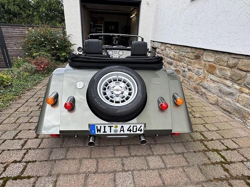 Gebraucht Morgan Plus 258 PS (189 kW) 2024 Grün Cabrio