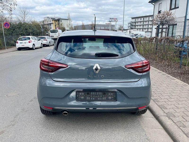 Gebraucht Renault Clio V Intens 101 PS (74 kW) 2022 Grau Limousine