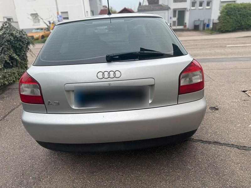 Usata Audi A3 102 CV (75 kW) 2002 Argento Utilitaria
