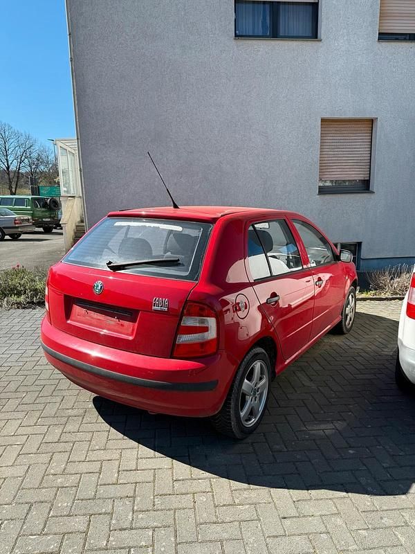 Gebraucht Skoda Fabia 75 PS (55 kW) 2005 Rot Kleinwagen