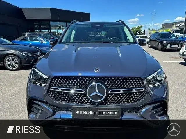 Gebraucht Mercedes GLE350 AMG 197 PS (144 kW) 2025 Metalliclack sodalithblau SUV