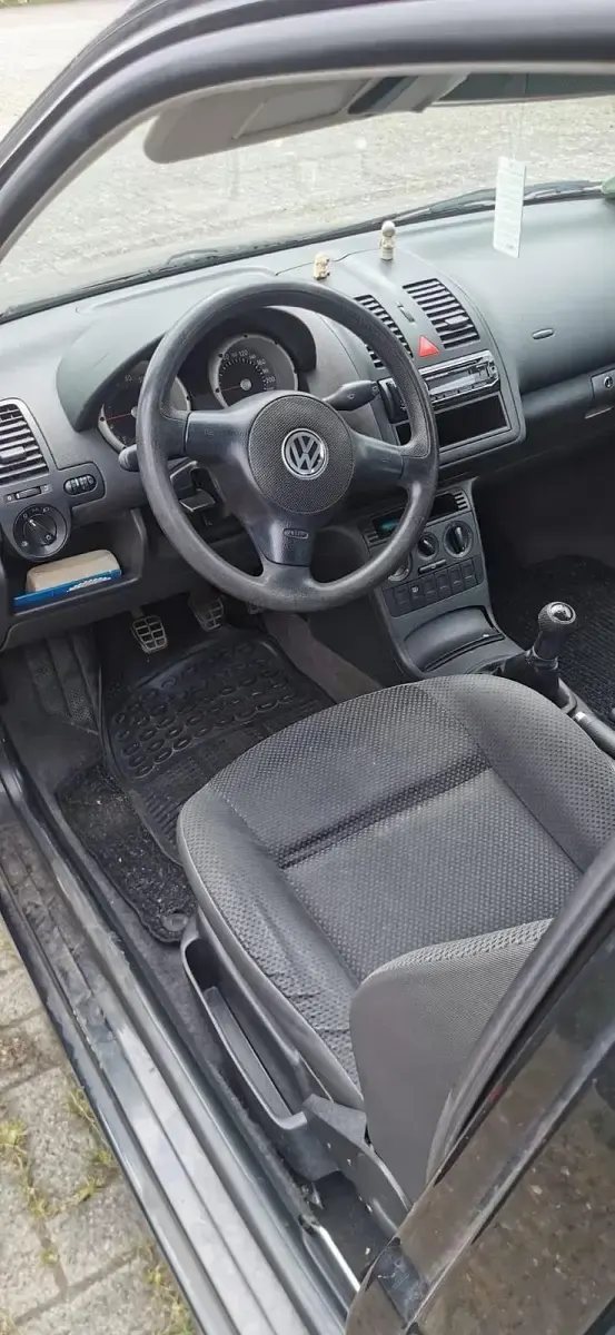 Gebraucht VW Polo 50 PS (36 kW) 2001 Schwarz Kleinwagen
