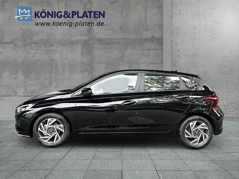 Gebraucht Hyundai i20 Trend 101 PS (74 kW) 2025 Phantom black (schwarz) Kleinwagen