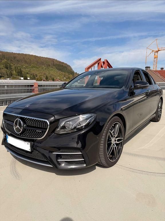 Gebraucht Mercedes E43 AMG AMG 401 PS (294 kW) 2017 Schwarz Limousine