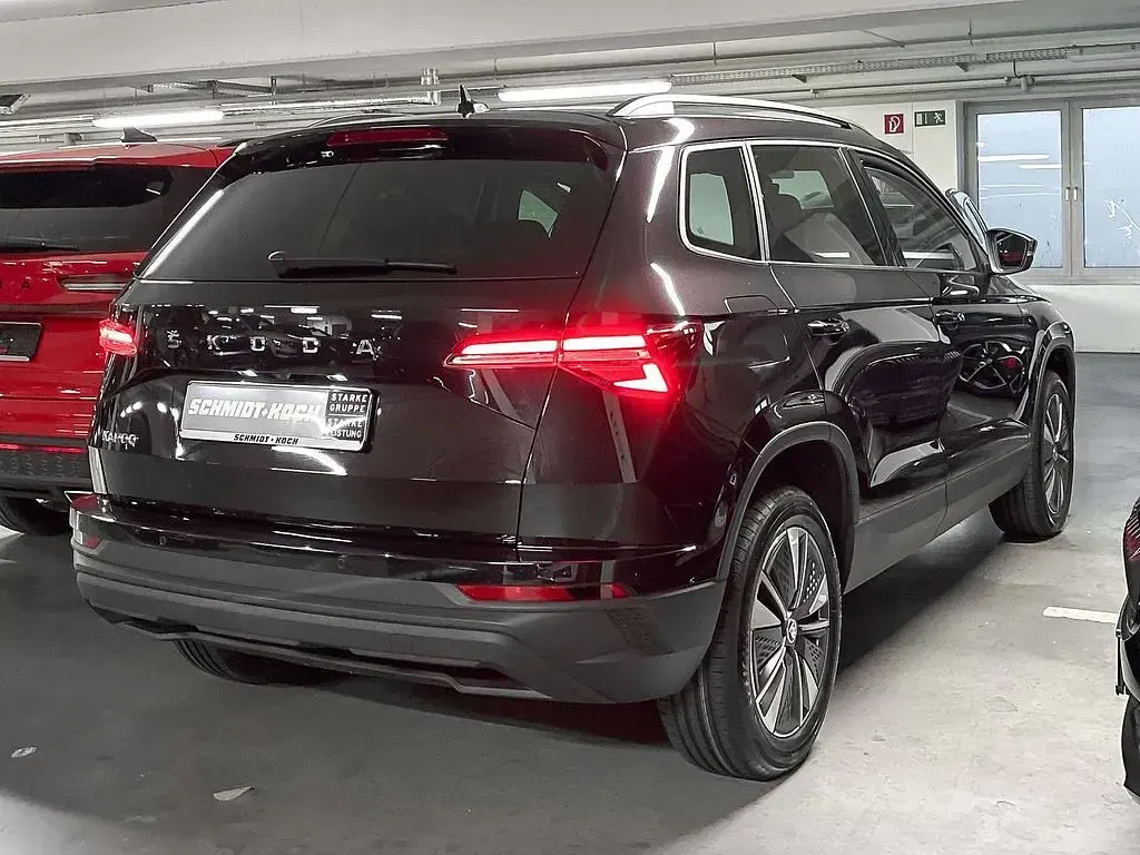 Gebraucht Skoda Karoq Ambition 150 PS (110 kW) 2023 Blackmagic perleffekt SUV