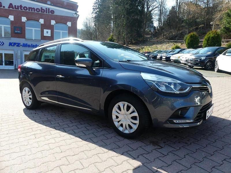 Gebraucht Renault Clio V 76 PS (55 kW) 2020 Grau Limousine