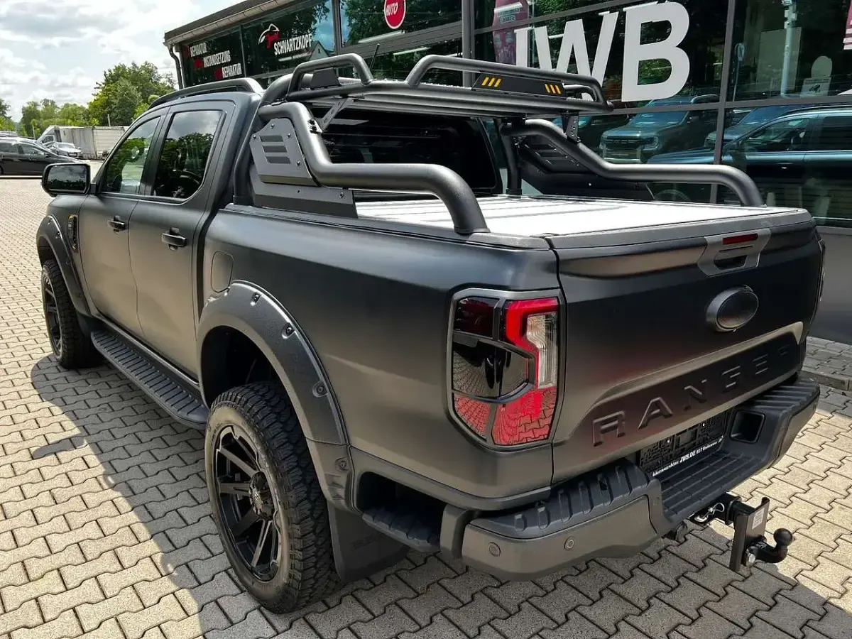 Neu Ford Ranger Platinum 241 PS (177 kW) 2025 Schwarz Pickup
