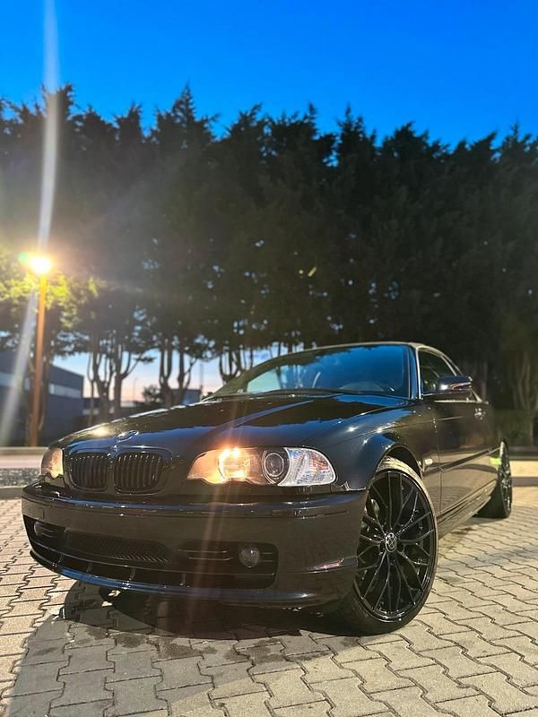 Schwarz Gebraucht 2002 BMW 325 Cabriolet Cabrio | 9.000 € (Guter Preis) - Bild 1/4
