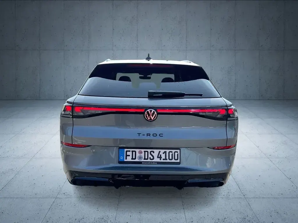 Gebraucht VW T-Roc R-line 150 PS (110 kW) 2026 Grau SUV