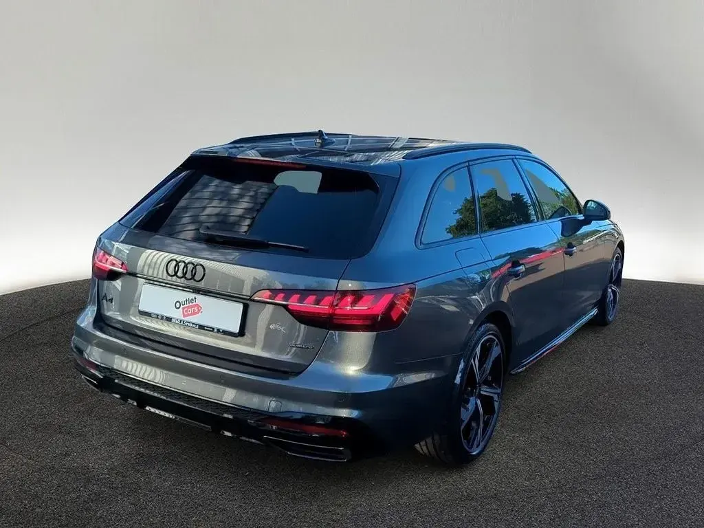 Gebraucht Audi A4 Competition 204 PS (150 kW) 2024 Grau Kombi