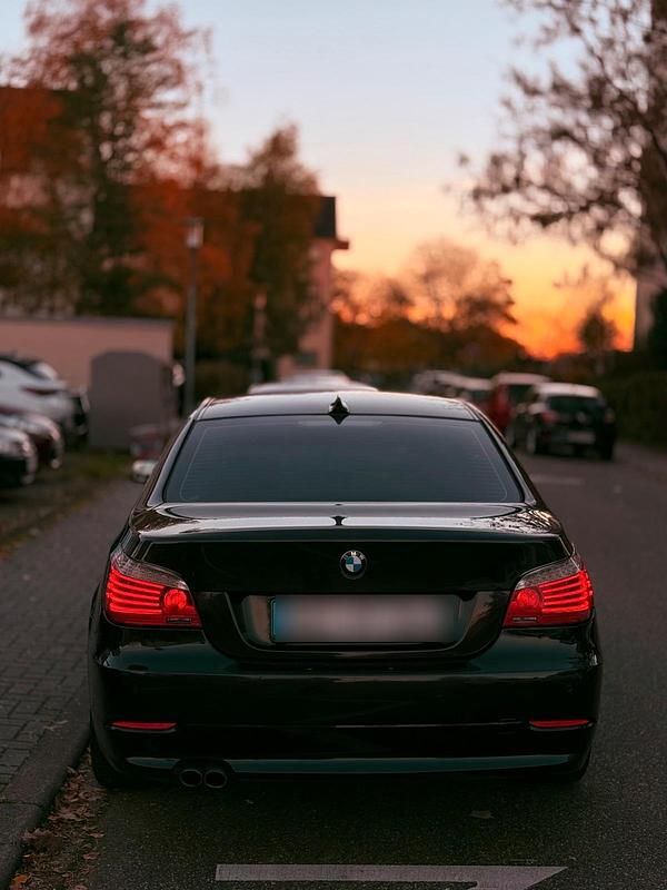 Schwarz Gebraucht 2008 BMW 525 Limousine | 4.700 € (Guter Preis) - Bild 1/4