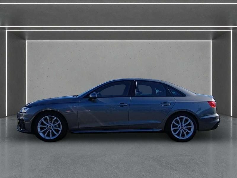 Second-hand Audi A4 S-Line 204 CP (150 kW) 2022 Gri Berlinǎ