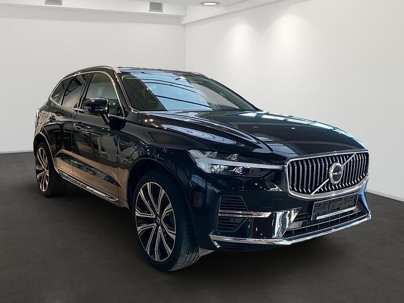 Gebraucht Volvo XC60 Plus 398 PS (292 kW) 2022 Schwarz metallic SUV