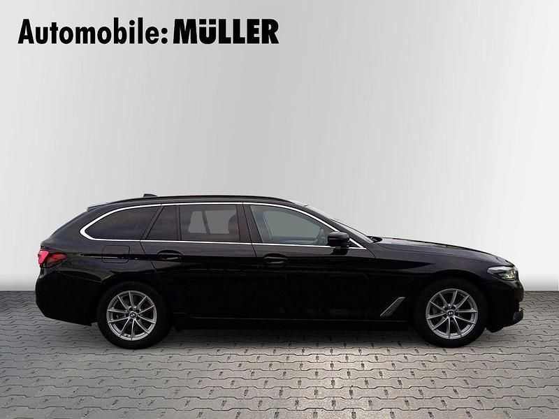 Gebraucht BMW 530 Performance 286 PS (210 kW) 2020 Schwarz Kombi
