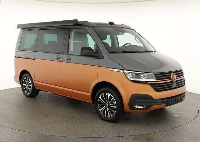 Gebraucht VW California Beach 150 PS (110 kW) 2024 Grau Van