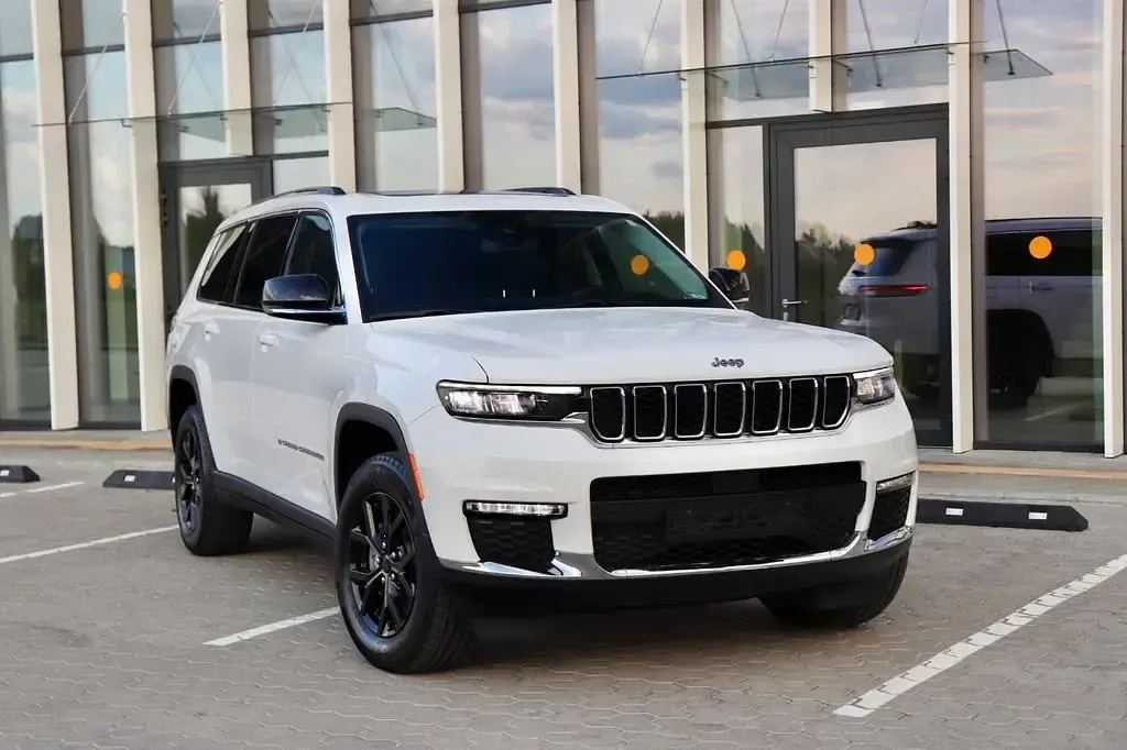 Gebraucht Jeep Grand Cherokee 296 PS (217 kW) 2021 Weiß SUV