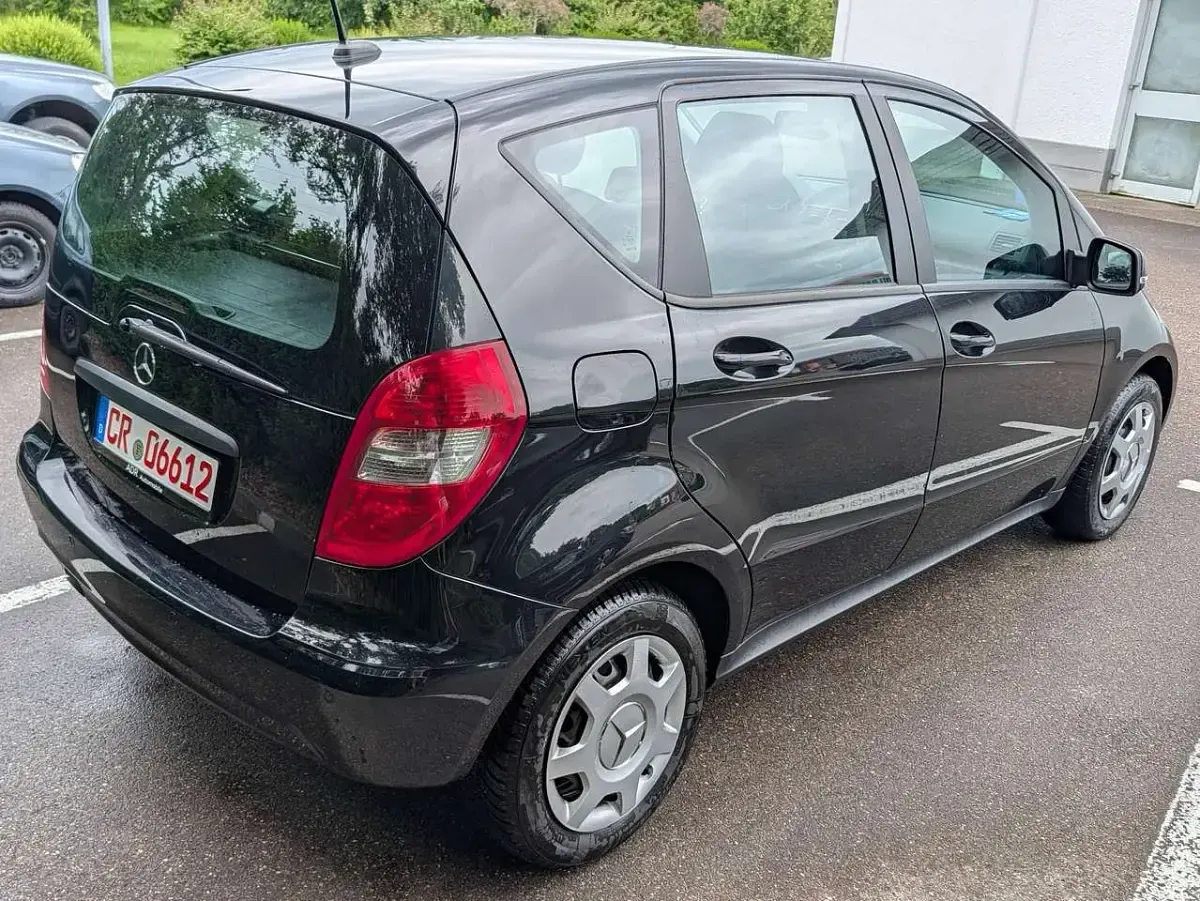 Gebraucht Mercedes A160 95 PS (69 kW) 2010 Schwarz Limousine