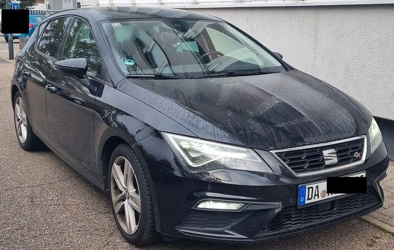 Schwarz Gebraucht 2017 Seat Leon SC FR Kleinwagen | 14.490 € - Bild 1/4