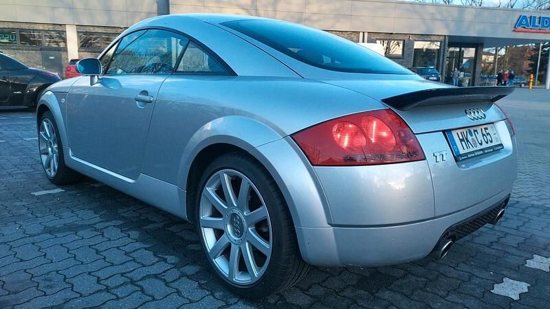 Gebraucht Audi TT S-Line 224 PS (164 kW) 1999 Silber Coupé