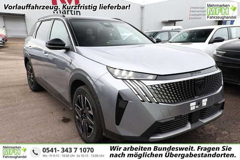 Titan grau metallic Neu 2025 Peugeot 5008 GT Van / Kleinbus | 39.265 € (Guter Preis) - Bild 1/4