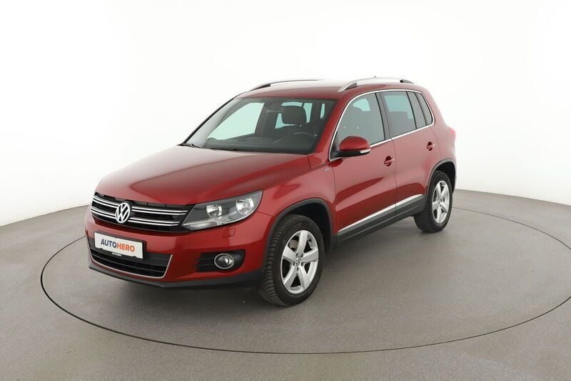 Rot Gebraucht 2016 VW Tiguan LOUNGE SUV | 17.130 € (Guter Preis) - Bild 1/4