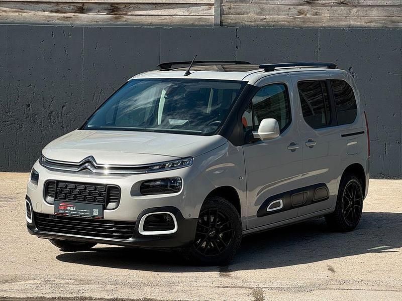 Beige Gebraucht 2020 Citroën Berlingo Feel Van / Kleinbus | 23.490 € (Fairer Preis) - Bild 1/4