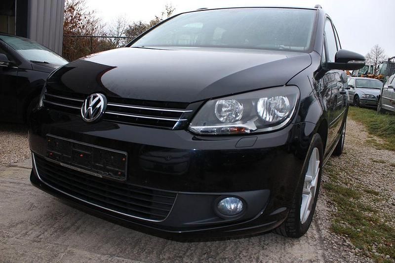 Gebraucht VW Touran 105 PS (77 kW) 2013 Schwarz Van / Kleinbus