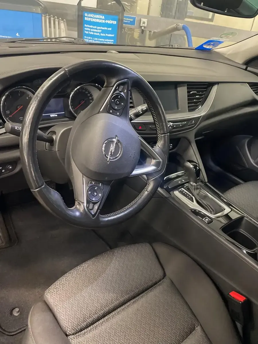 Gebraucht Opel Insignia 170 PS (125 kW) 2019 Schwarz Kombi