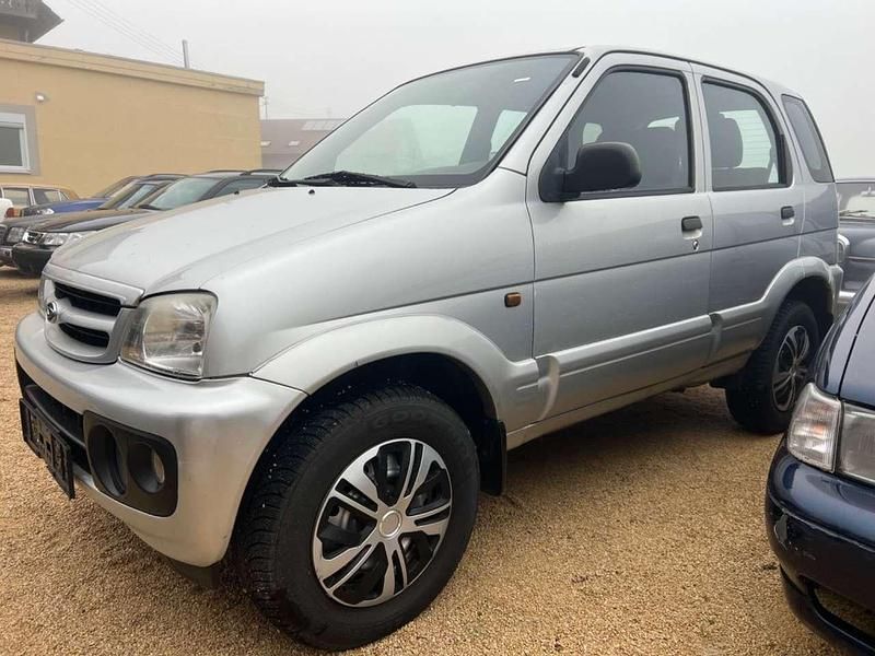 Gebraucht Daihatsu Terios 86 PS (63 kW) 2005 Silber metallic SUV