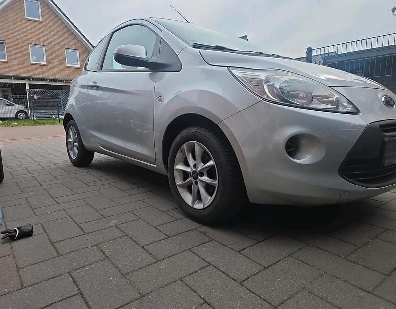 Second-hand Ford Ka 69 CP (50 kW) 2012 Argintiu Hatchback
