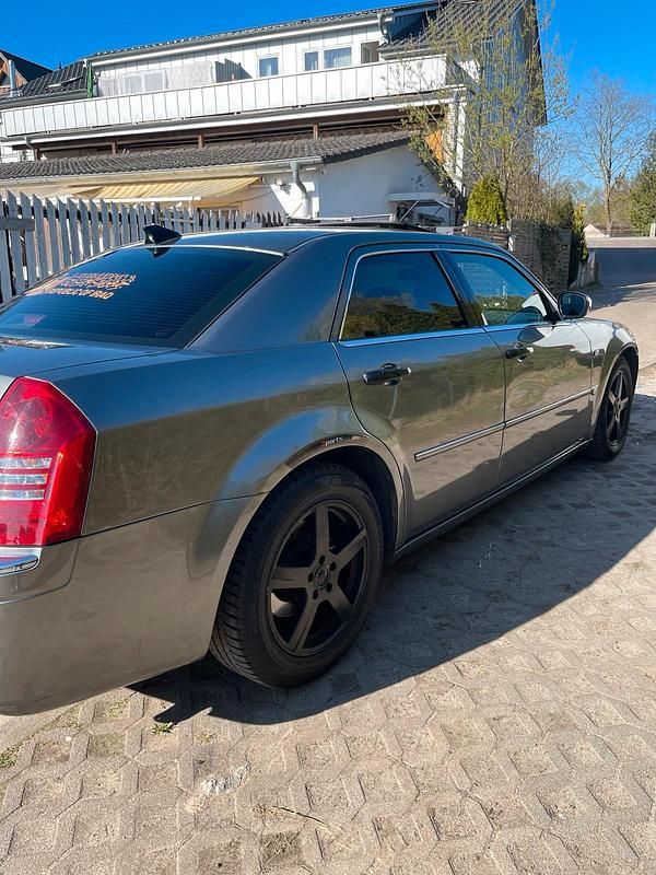 Gebraucht Chrysler 300C 218 PS (160 kW) 2007 Grau Limousine