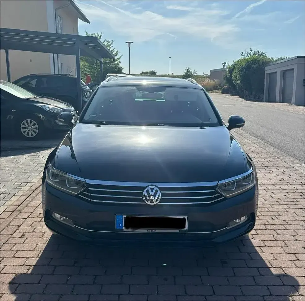 Gebraucht VW Passat Comfortline 150 PS (110 kW) 2014 Schwarz Kombi